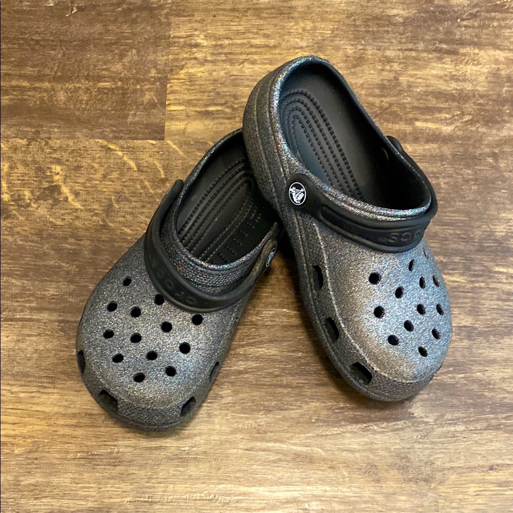 CROCS - Like New
